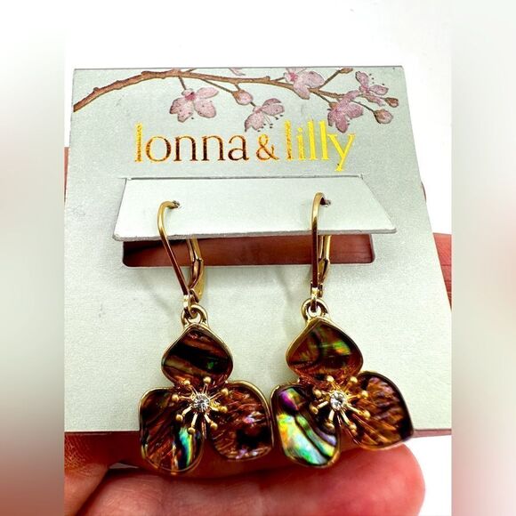 NWT Lonna & Lilly Mother of Pearl and Gold tone dangle earrings! - Picture 1 of 10